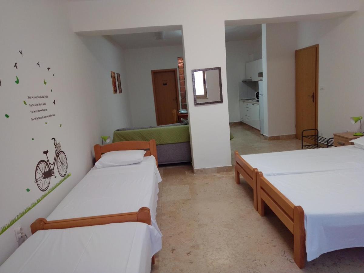 Apartman Sendi Pula Ngoại thất bức ảnh