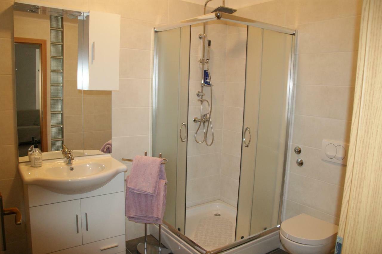 Apartman Sendi Pula Ngoại thất bức ảnh