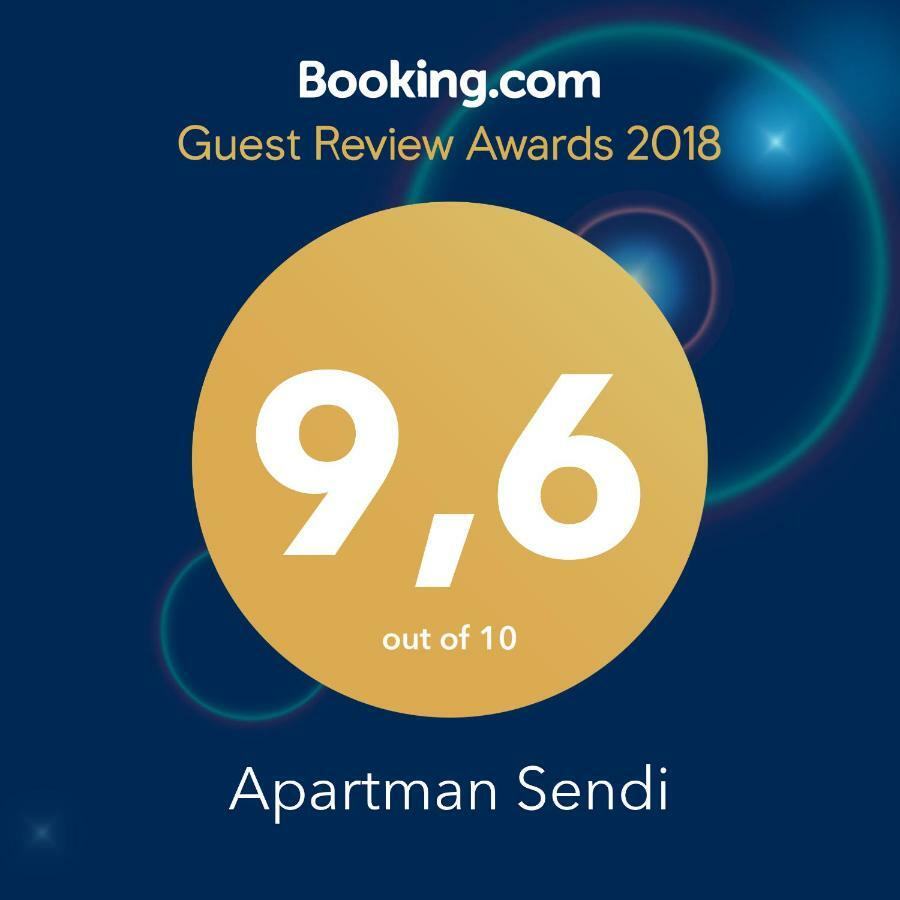 Apartman Sendi Pula Ngoại thất bức ảnh